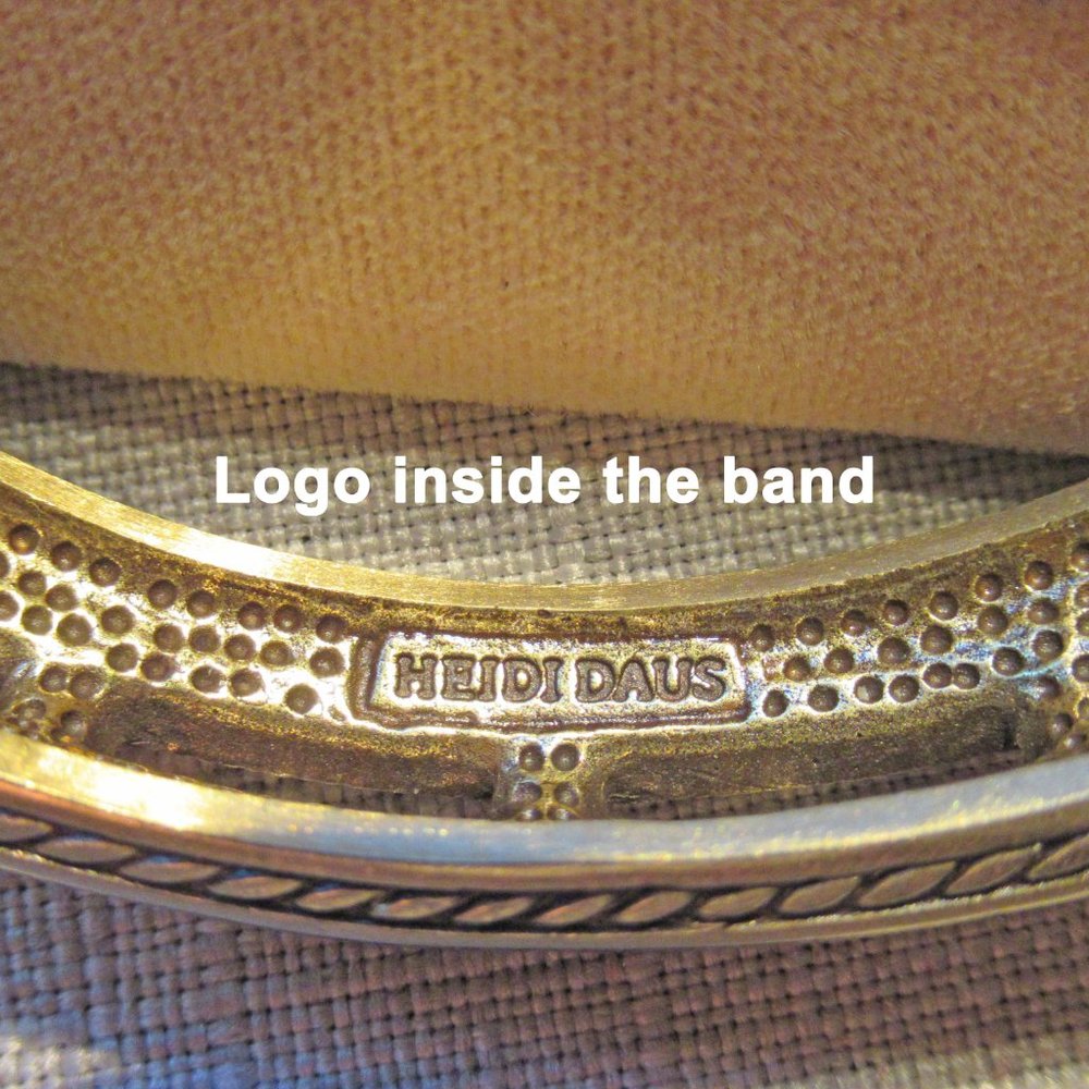 Heidi Daus curved raised 3-D hinged bangle bracelet, 1/2 inch wide, Swarovski - Picture 8 of 11